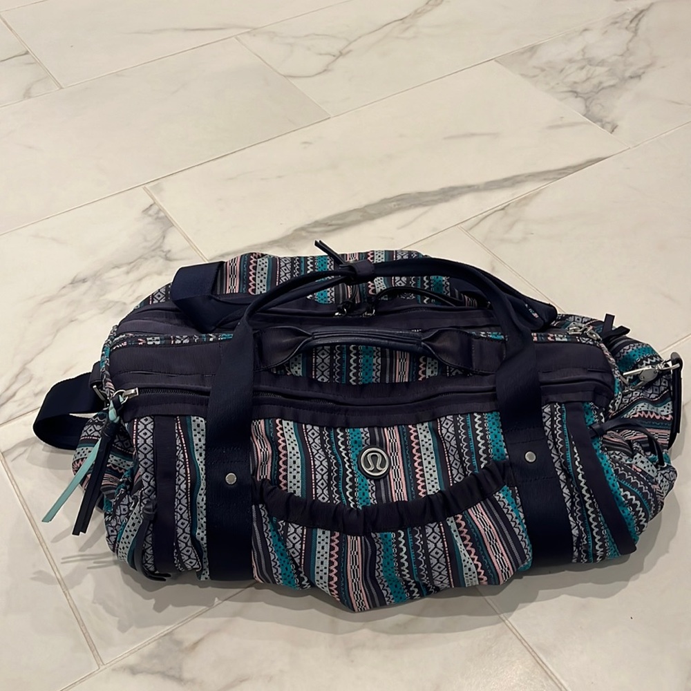 Keep on Running Duffel Bag Margarita